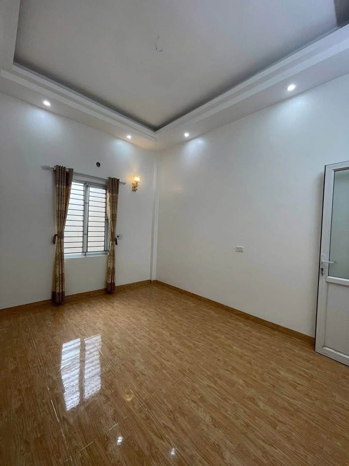 Nhà 3 tầng – sân cổng, ngõ xích lô Phù Nghĩa (Trường Chinh)