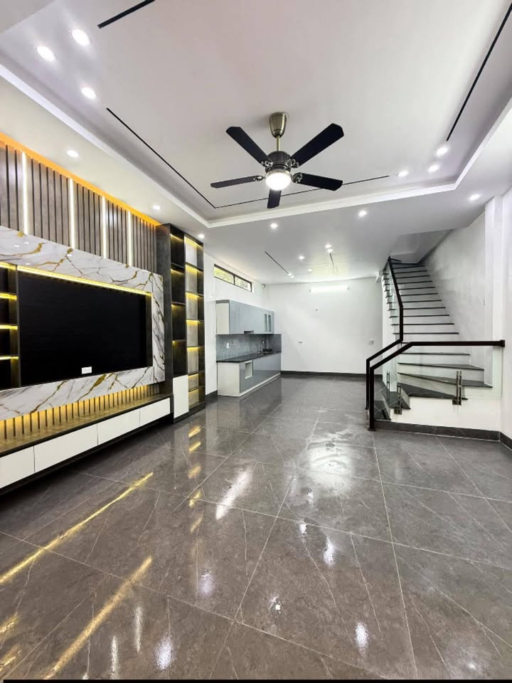  Nhà 3 tầng xây mới – ngõ Phùng Khắc Khoan (gần Bãi Viên)