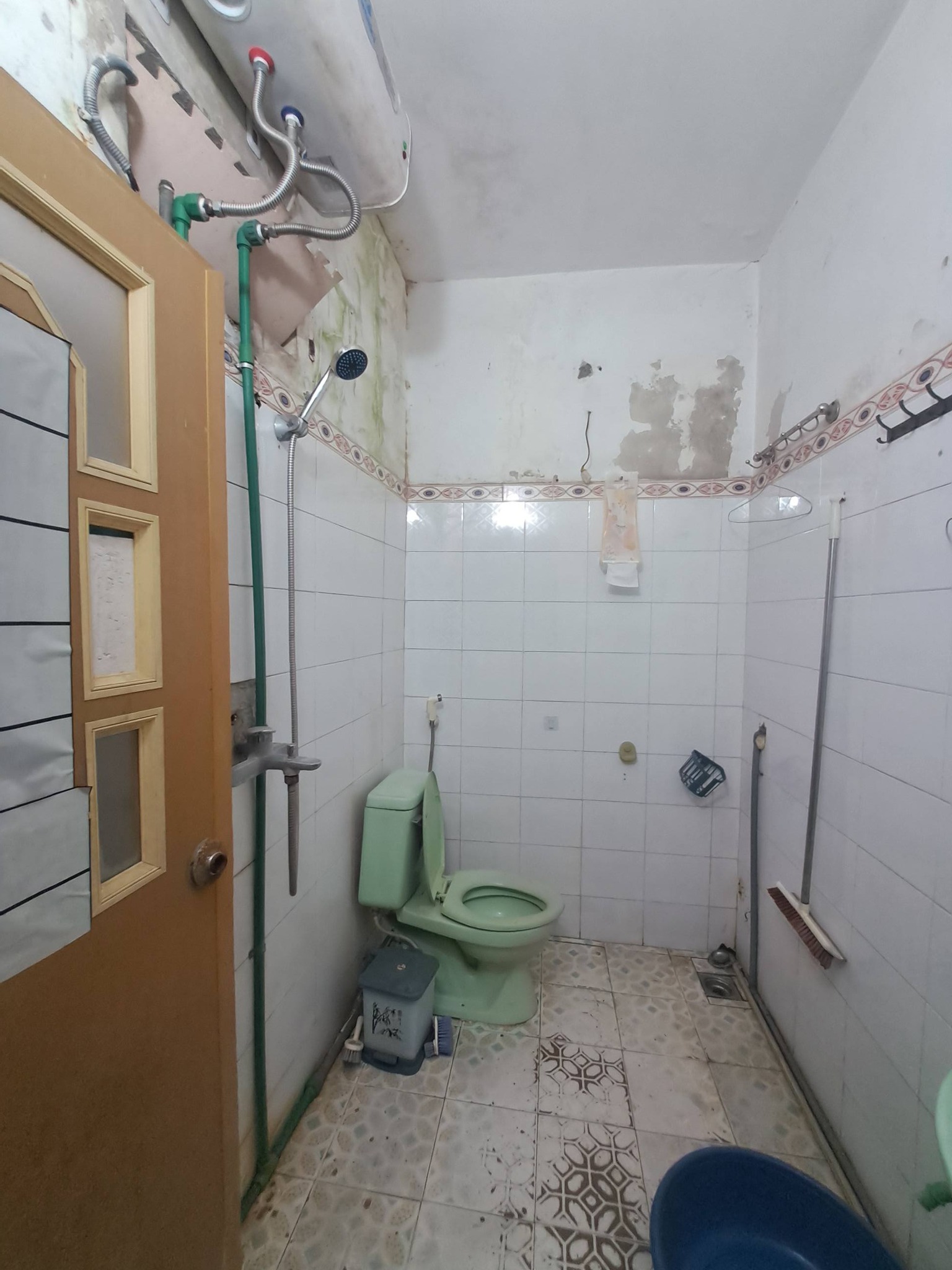 3-STOREY HOUSE FOR RENT ON KENH STREET