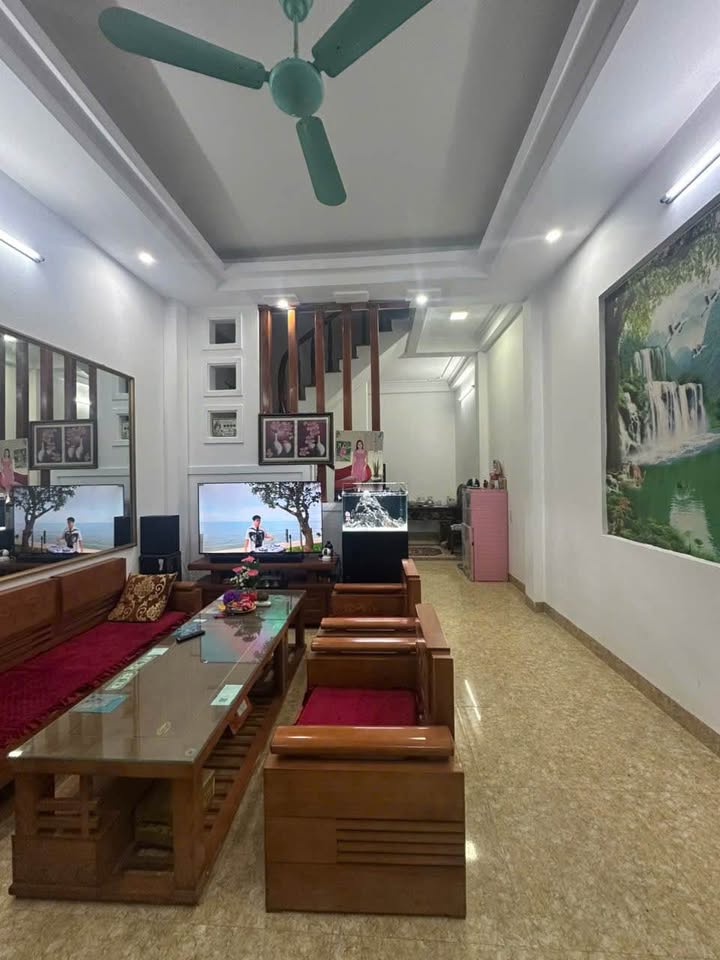  Nhà 2,5 tầng – ngõ 53 Tô Hiến Thành, Nam Định 55,6m² | 3PN | Hướng ĐN | 