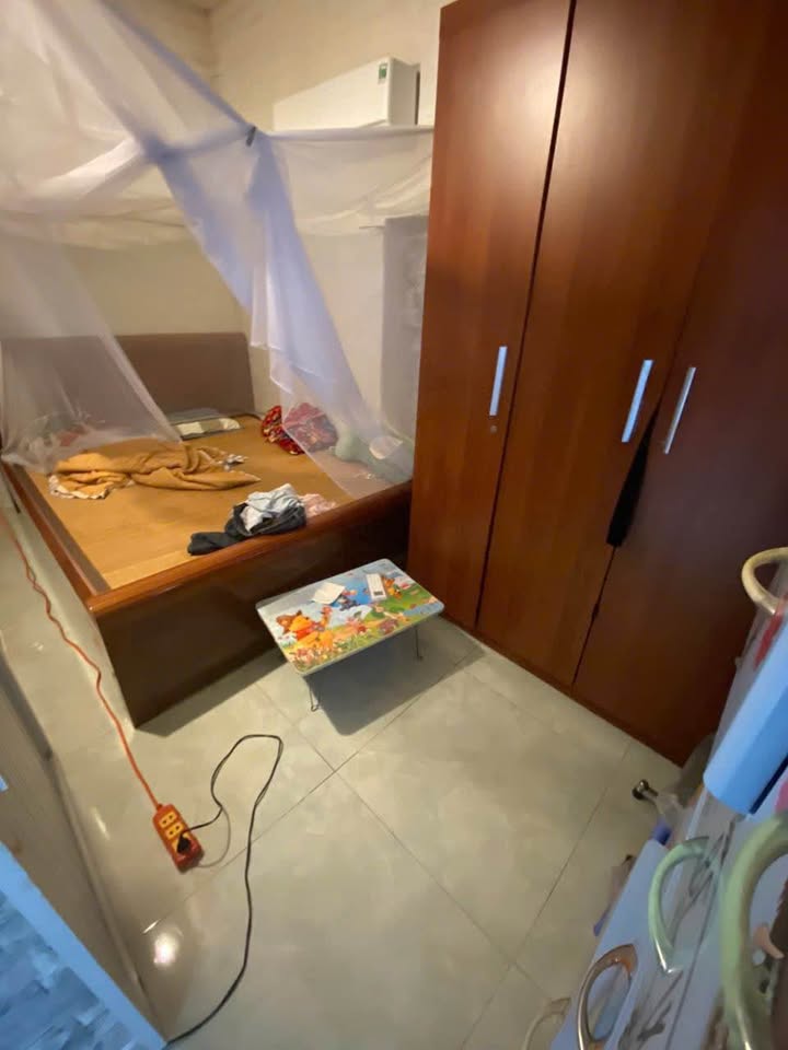  Old 2-storey house – Giai Phong to Tran Huy Lieu, near Ngoc Bich Hospital