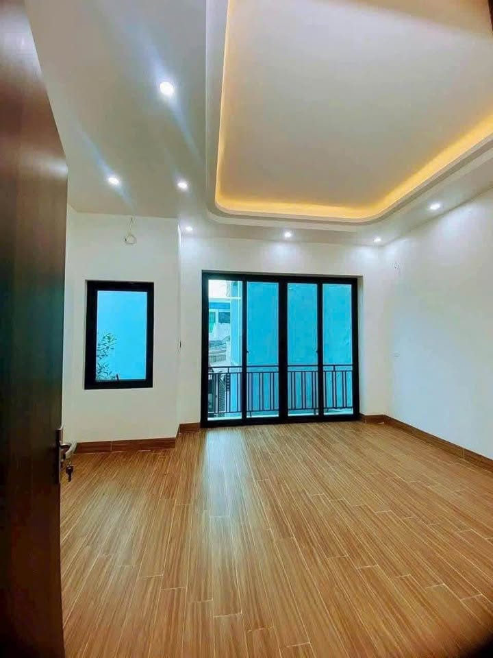  New 3-storey house – Kenh street alley