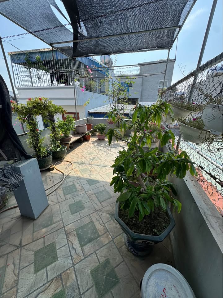  No. 13/58 Mac Thi Buoi, city center – wide and shallow alley, connected to Vi Hoang and Han Thuyen streets
