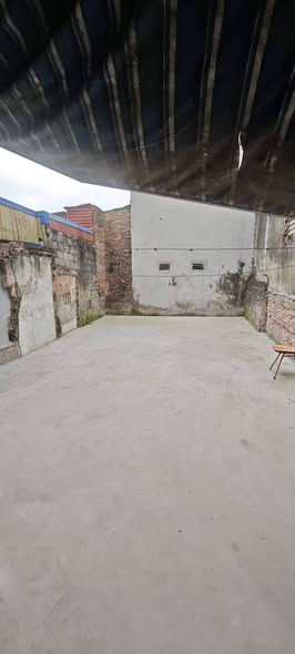 2-STOREY HOUSE FOR RENT ON PHUNG KHAC KHOAN STREET