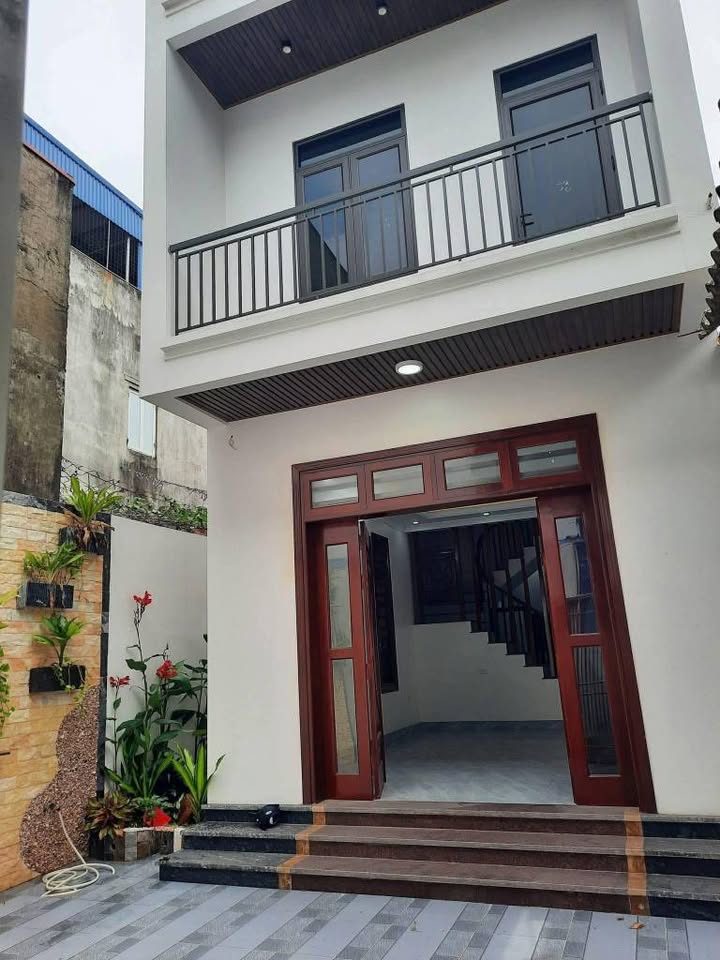 BÁN NHÀ 3 TẦNG – TRẦN HUY LIỆU