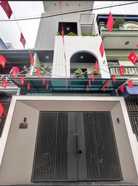 NHÀ 3 TẦNG FULL NỘI THẤT KHU PHẠM NGŨ LÃO GẦN CÔNG VIÊN
