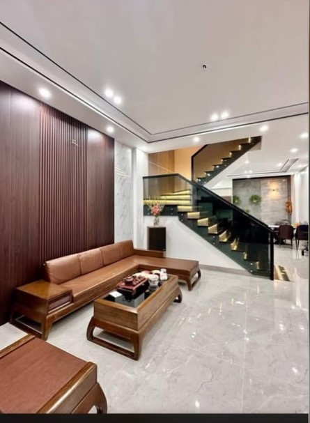 NHÀ 3 TẦNG FULL NỘI THẤT KHU PHẠM NGŨ LÃO GẦN CÔNG VIÊN