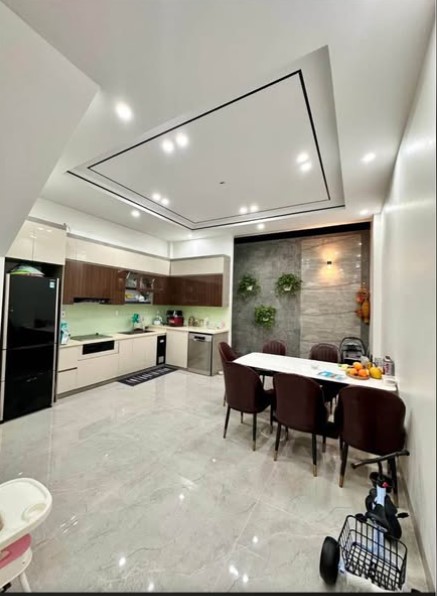 NHÀ 3 TẦNG FULL NỘI THẤT KHU PHẠM NGŨ LÃO GẦN CÔNG VIÊN