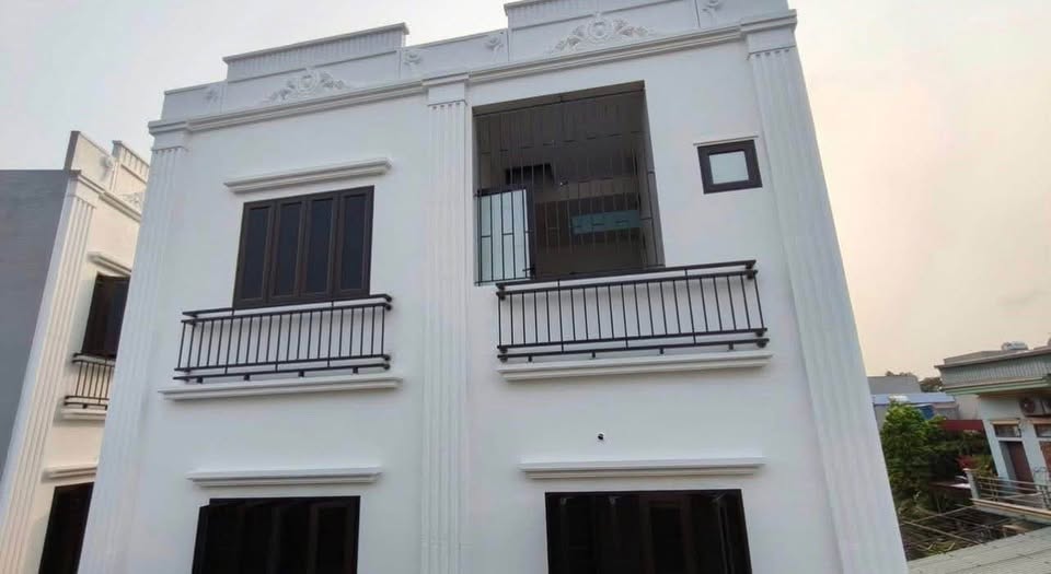 NHÀ 3 TẦNG XÂY MỚI KHU ĐỆ TỨ GIÁ RẺ ĐẸP
