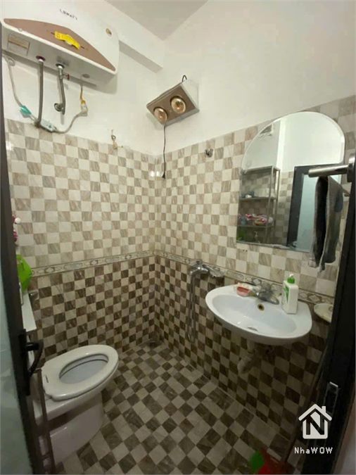 3.5-STOREY FULLY FURNISHED HOUSE FOR RENT – CU CHINH LAN ALLEY