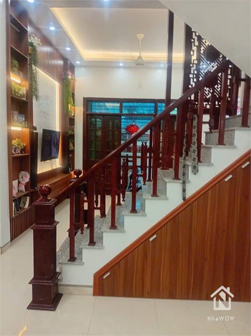 CHO THUÊ NHÀ 3 TẦNG NGÕ Ô TÔ – ĐƯỜNG VĂN CAO