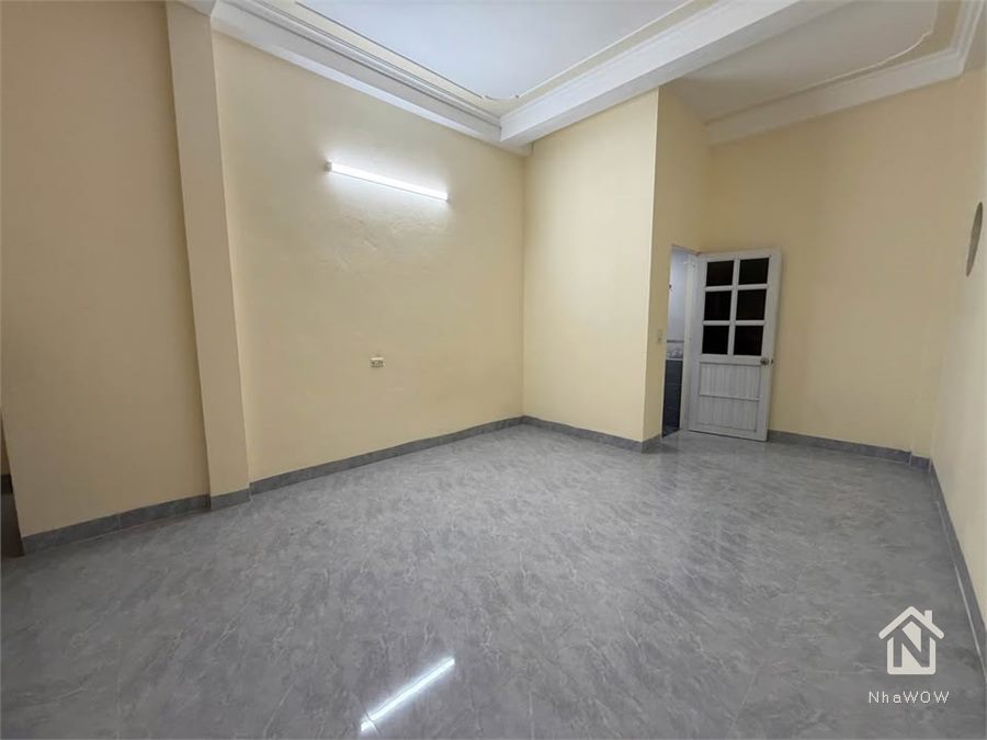 NHÀ GẦN MẶT ĐƯỜNG GIẢI PHÓNG – NGÕ NÔNG – GIÁ TỐT