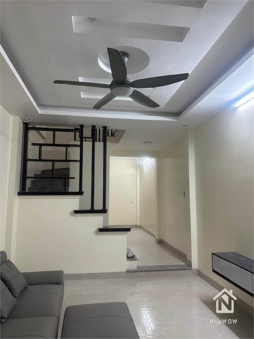 3-Storey House in a Car-Accessible Alley on Kenh Street