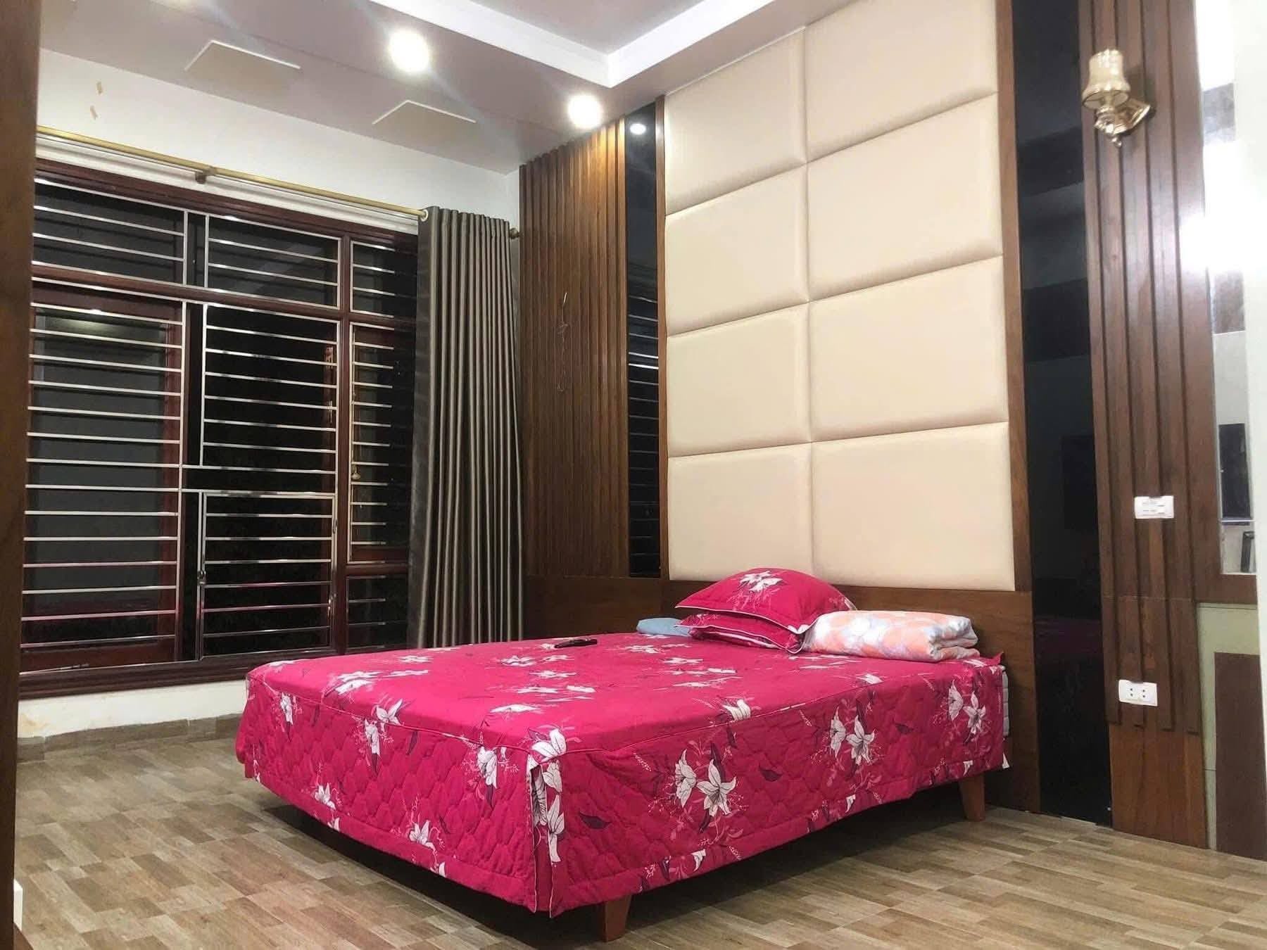 Lakefront House for Rent – Dam Bet Lake with Open View