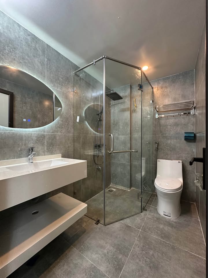  BEAUTIFUL HOUSE FOR SALE – TO HIEN THANH 