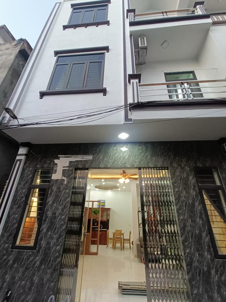  OWNER LISTING – HOUSE IN ALLEY 189 LE HONG PHONG 