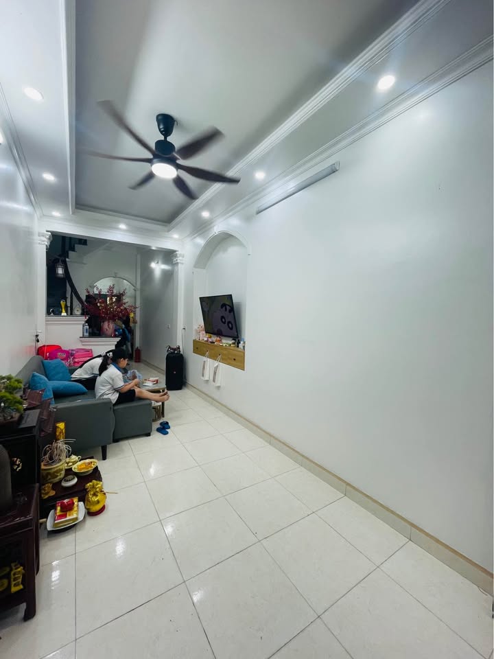 ✨ HOUSE IN CAR-ACCESSIBLE ALLEY – NGUYEN DU, NAM DINH 