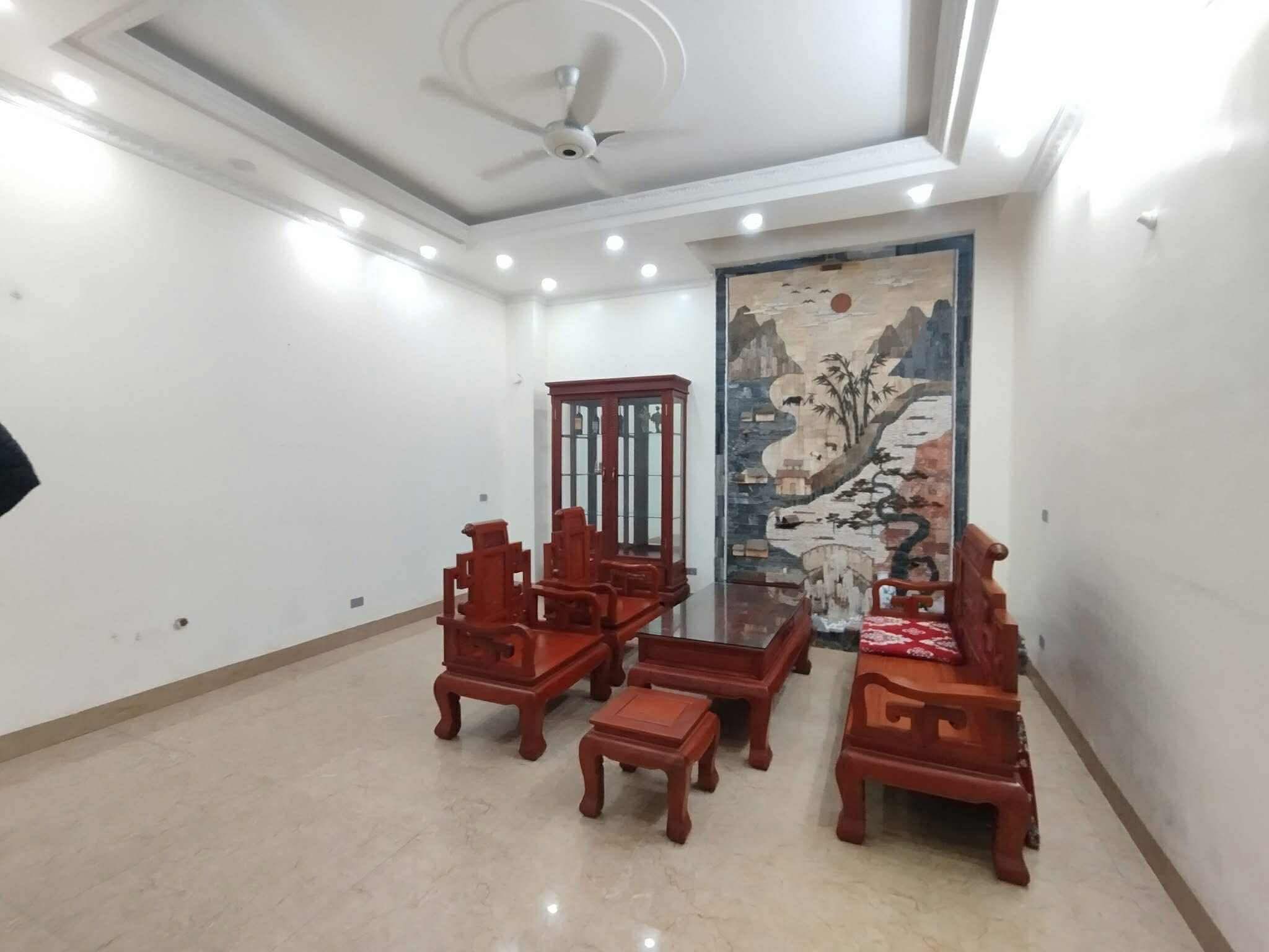  CHO THUÊ NHÀ 5 TẦNG THANG MÁY – MẶT ĐƯỜNG DỆT – ĐẲNG CẤP 